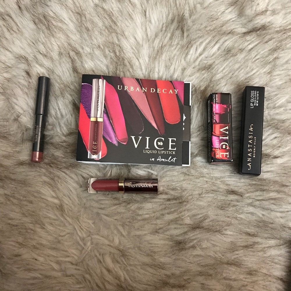 Lipstick Bundles